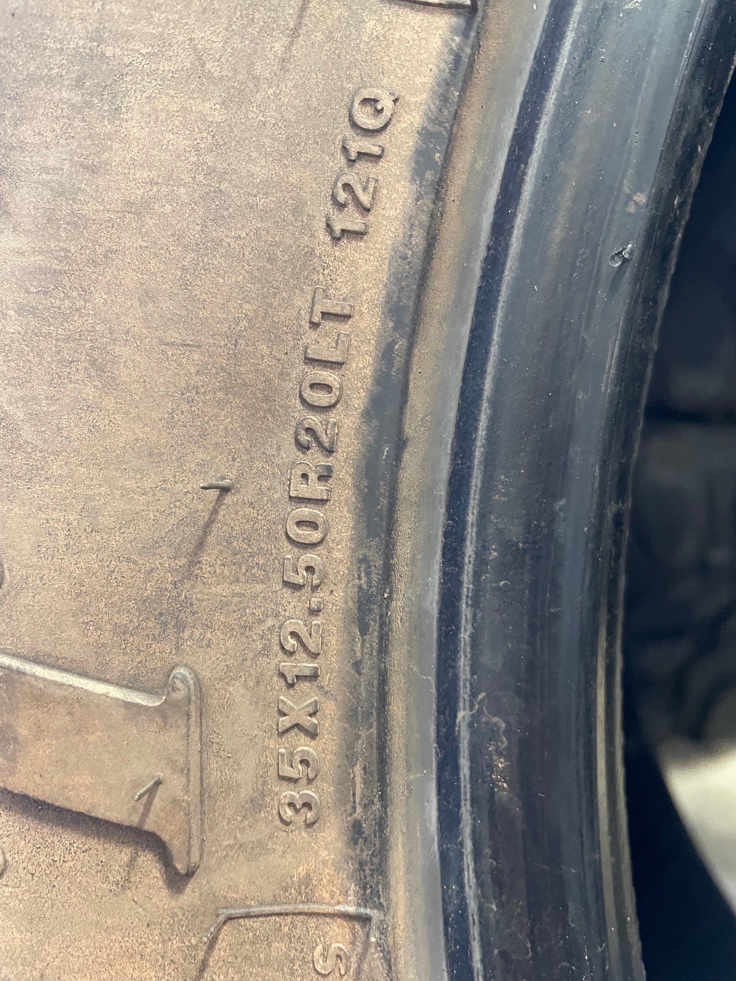 SINGLE 35x12.50R20 Advanta Xcomp M/T 121Q E - Used Tires