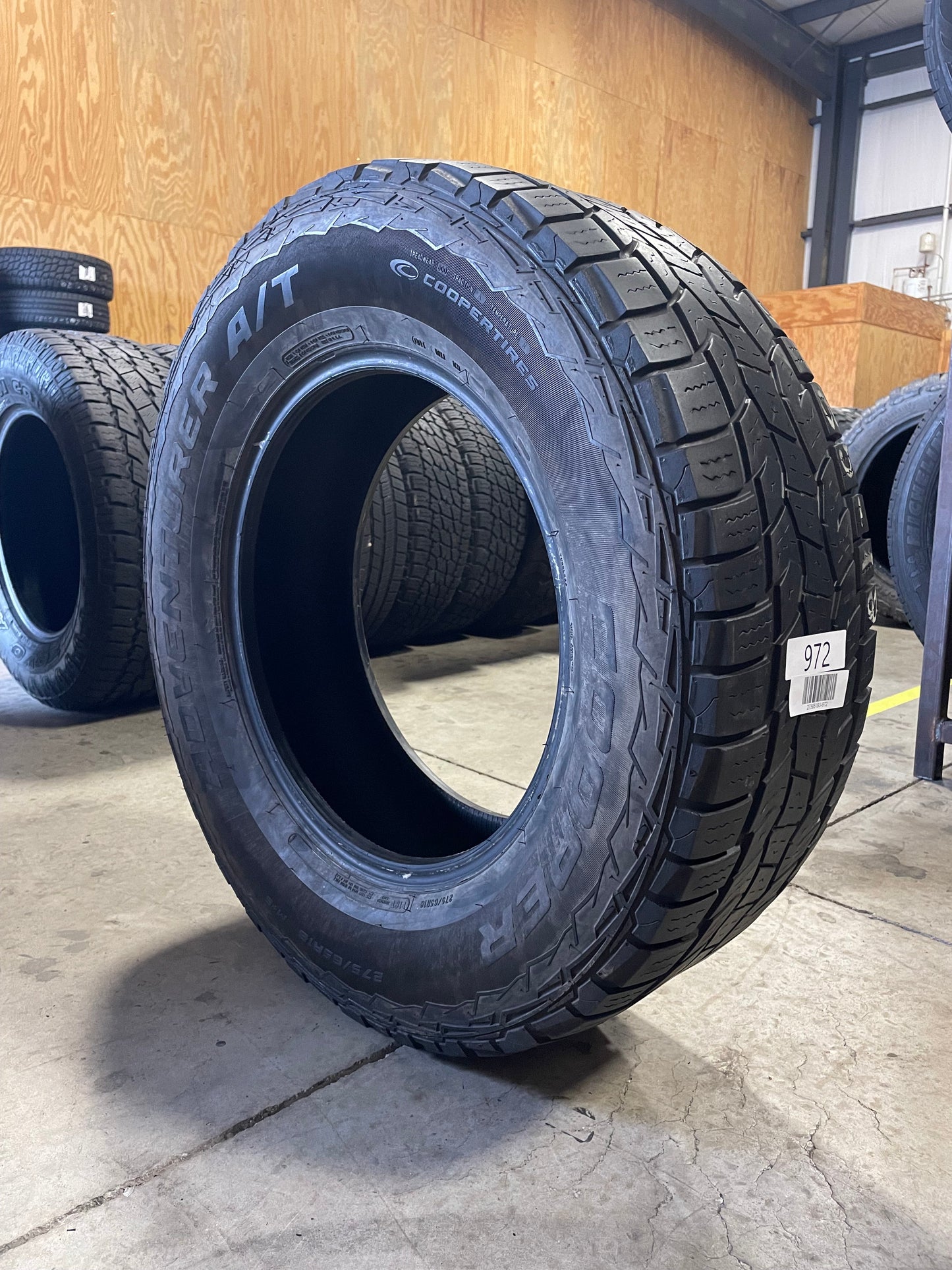 SINGLE 275/65R18 Cooper Adventurer A/T 116 SL - Used Tires