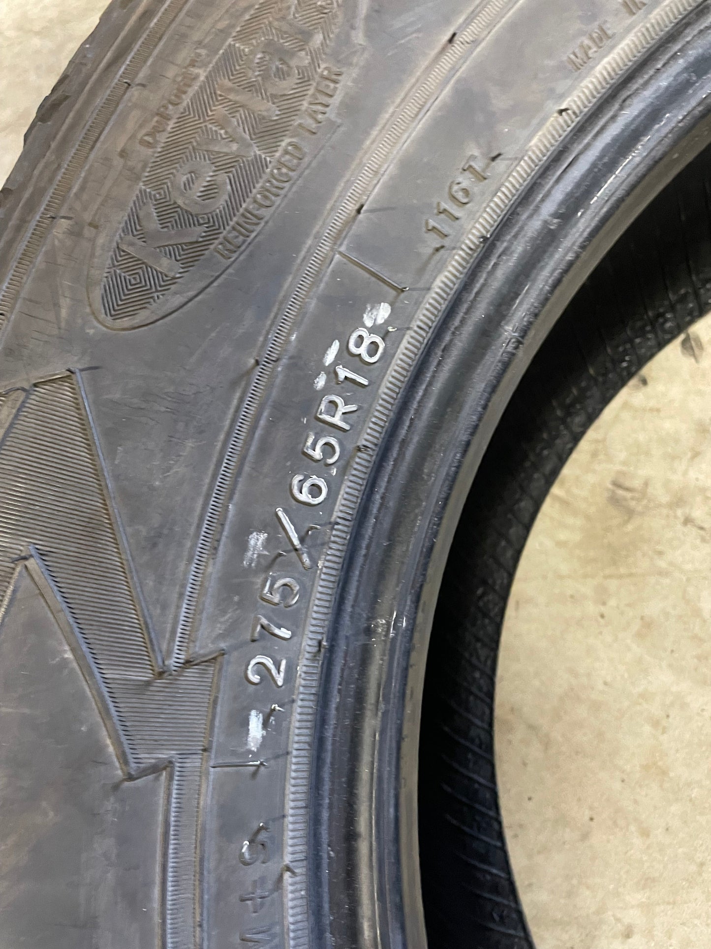 SINGLE 275/65R18 Goodyear Wrangler 116 T SL - Used Tires