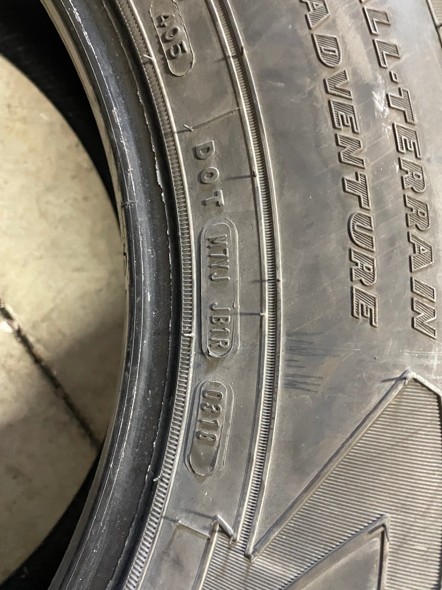 SINGLE 275/65R18 Goodyear Wrangler 116 T SL - Used Tires