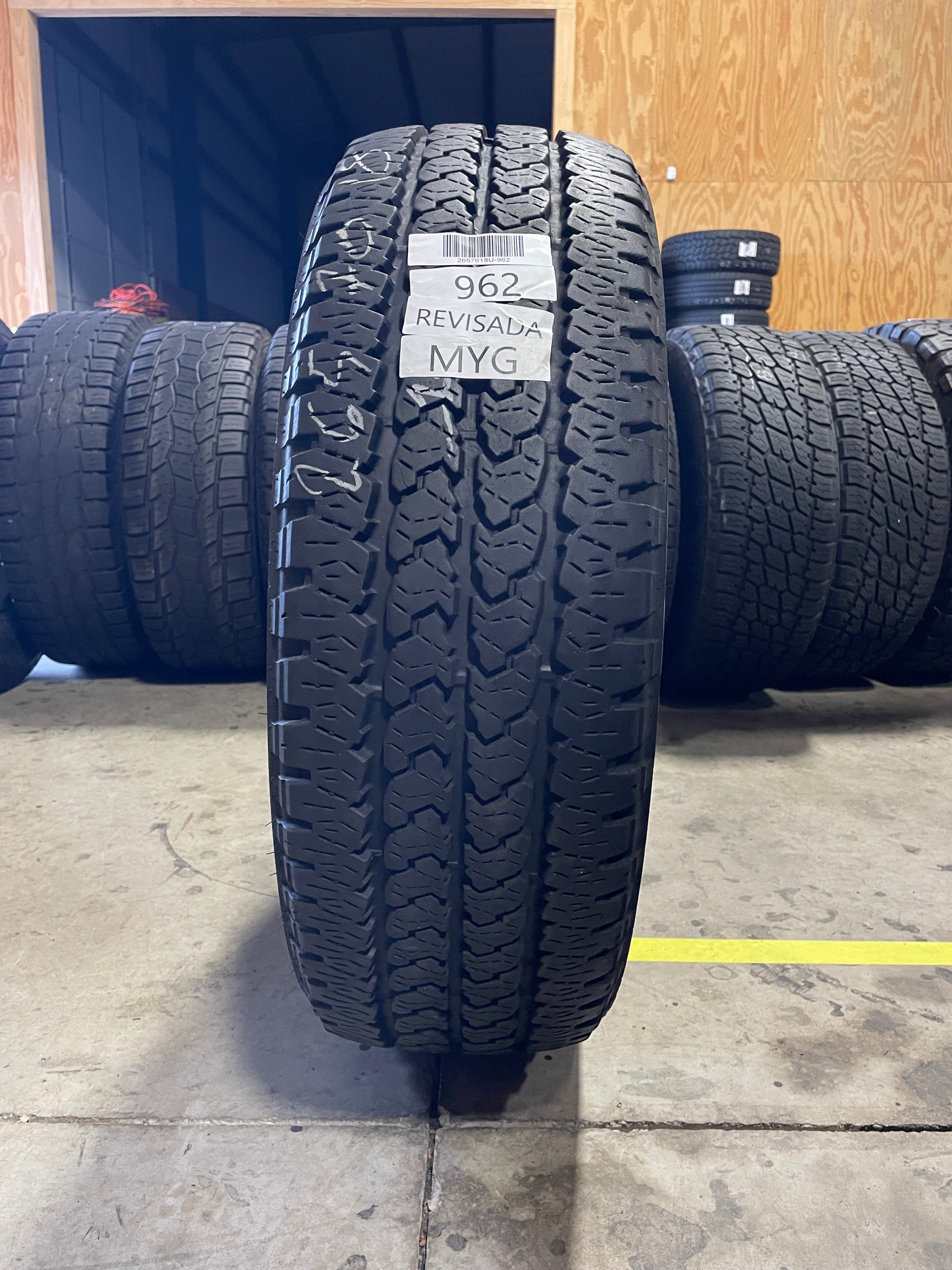 SINGLE 265/70R18 Firestone Transforce AT2 124/121 R E - Used Tires