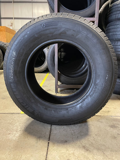 SINGLE 265/70R18 Michelin Defender LTX 114 T SL - Used Tires
