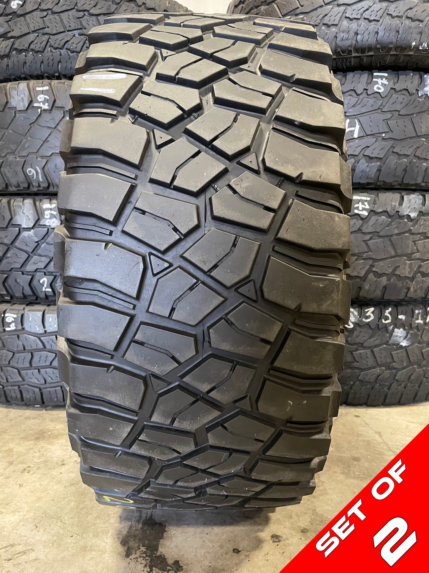 SET OF 2 295/55R20 BFGoodrich Mud-terrain T/A 126/120Q E - Used Tires