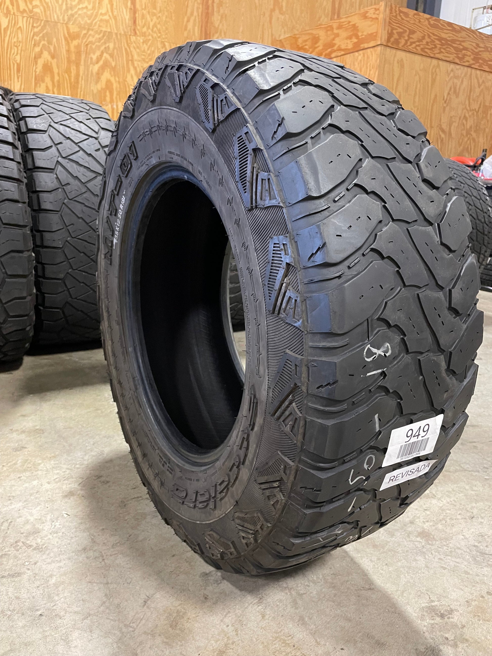SINGLE 35x12.50R18 Accelera M/T-01 123Q E - Used Tires
