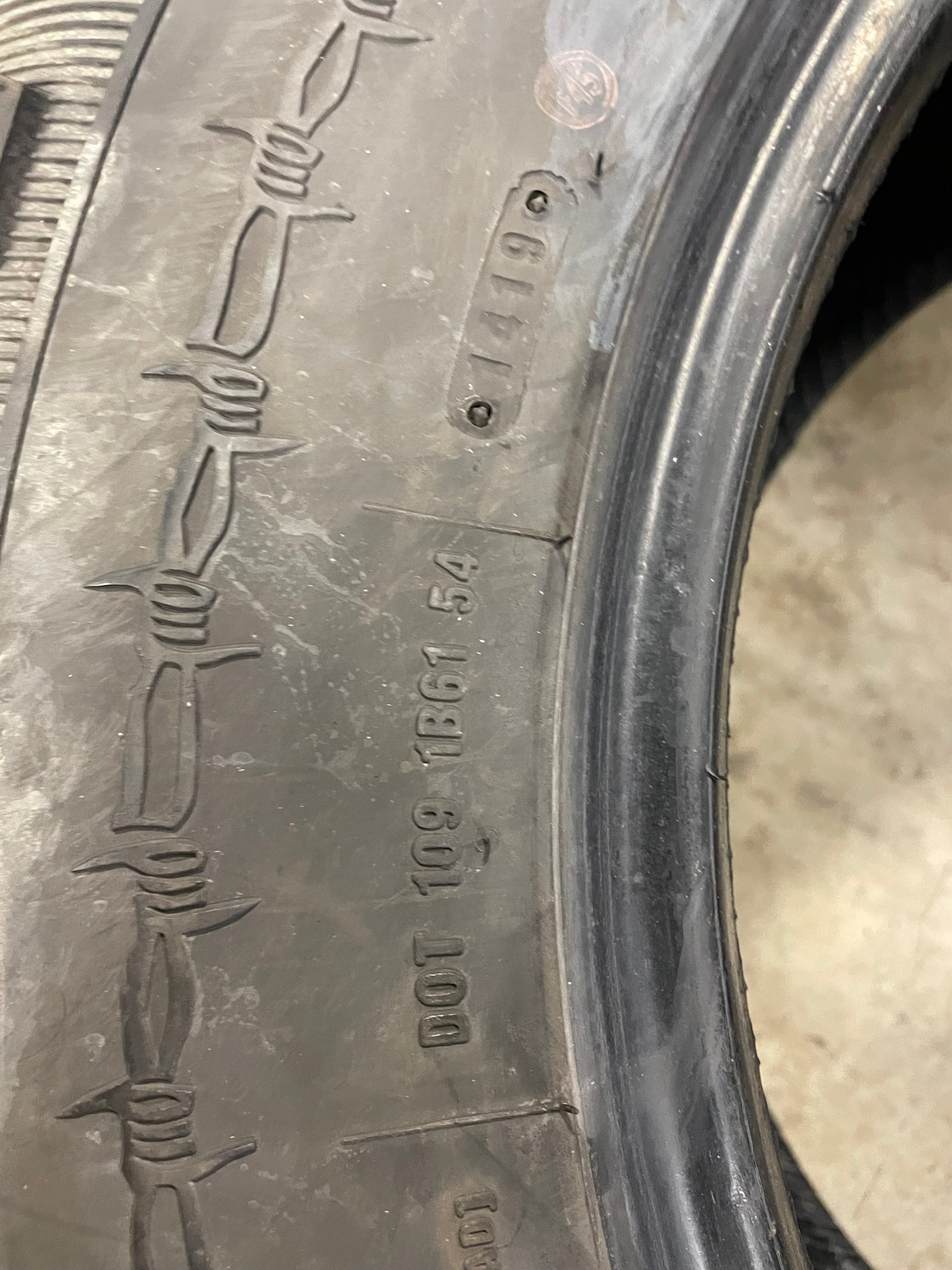 SINGLE 35x12.50R18 Accelera M/T-01 123Q E - Used Tires