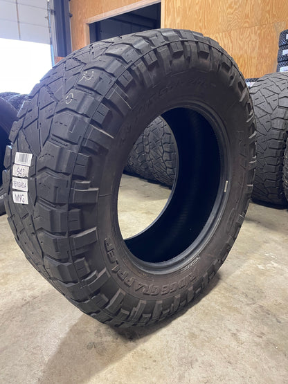 SET OF 2 37X13.50R20 Nitto Ridge Grappler 127 Q E - Used Tires