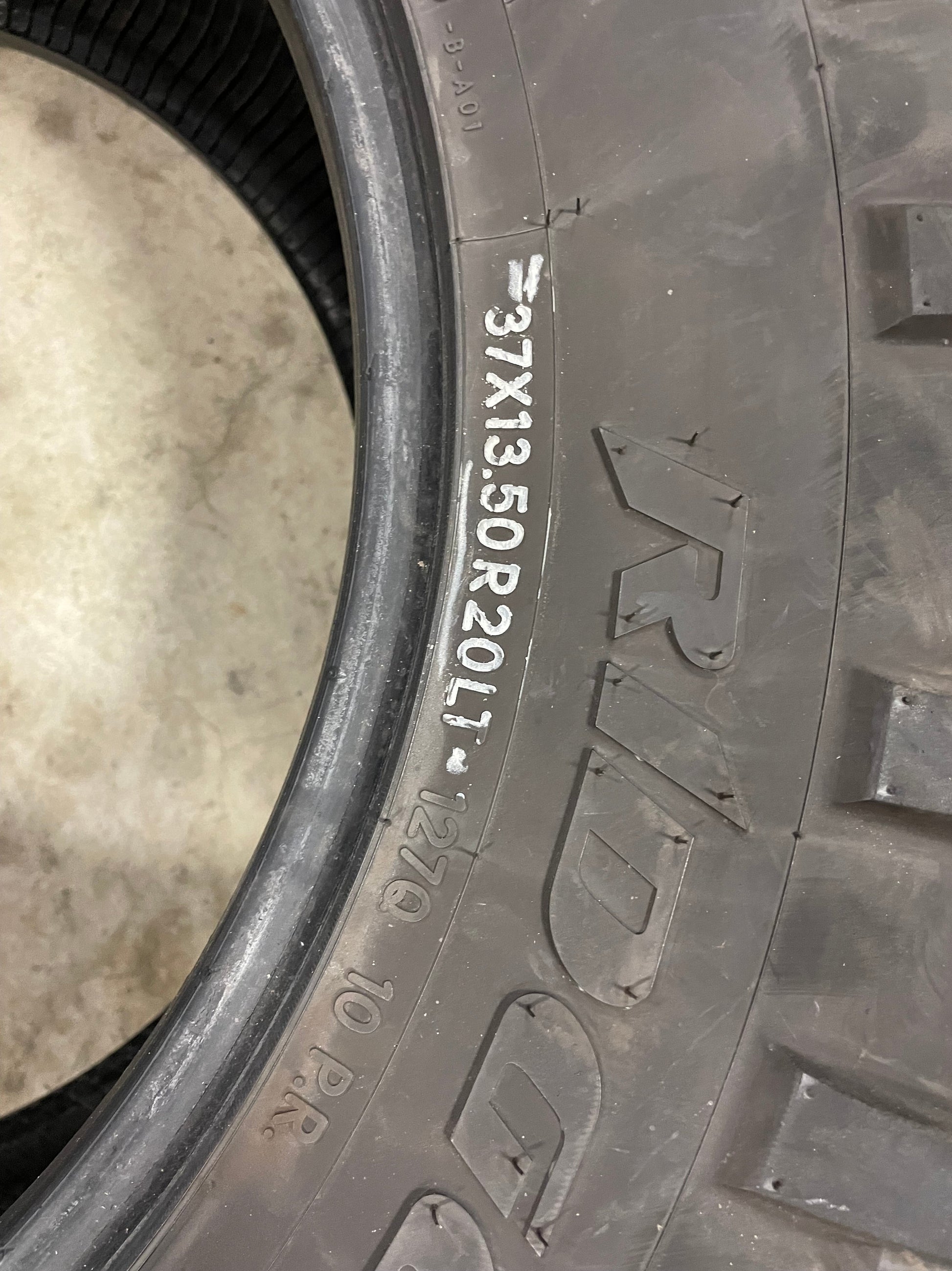 SET OF 2 37X13.50R20 Nitto Ridge Grappler 127 Q E - Used Tires