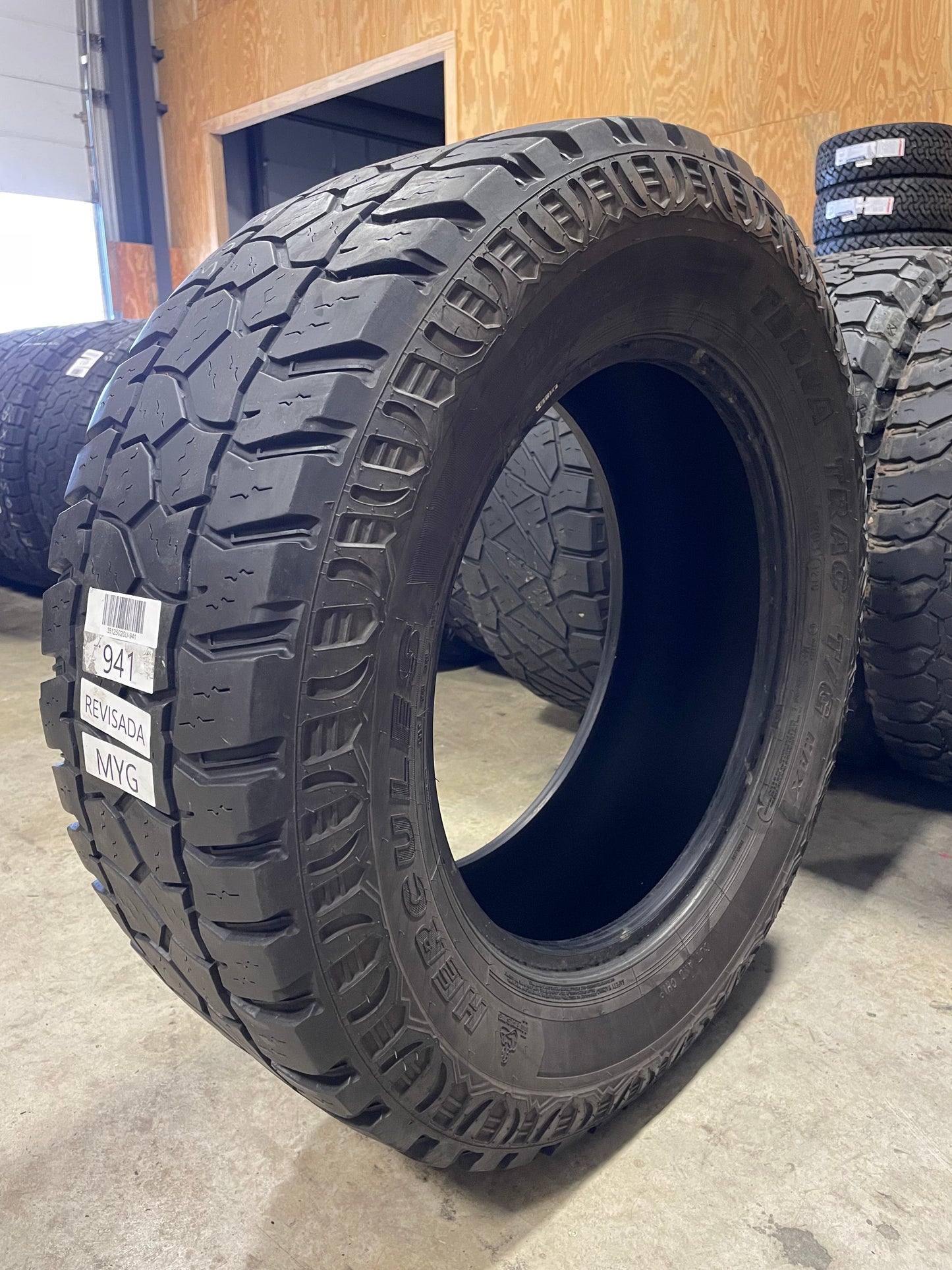 SINGLE 35X12.50R20 Hercules Terra Trac T/G Max 121 Q E - Used Tires