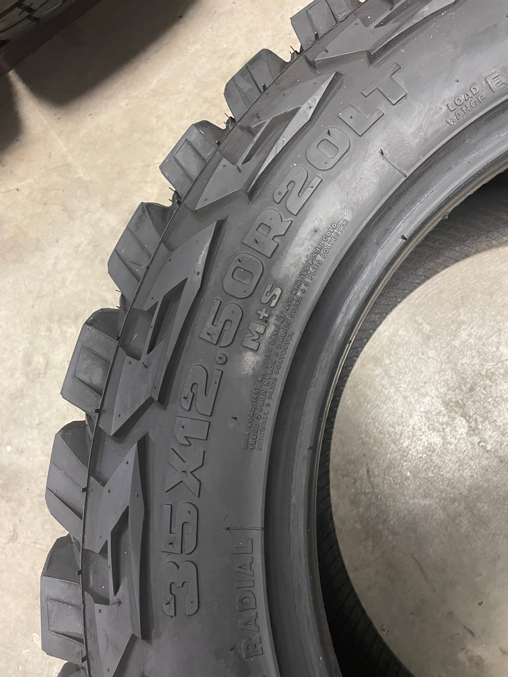 SINGLE 35X12.50R20 Advanta Xcomp M/T 121 Q E - Used Tires