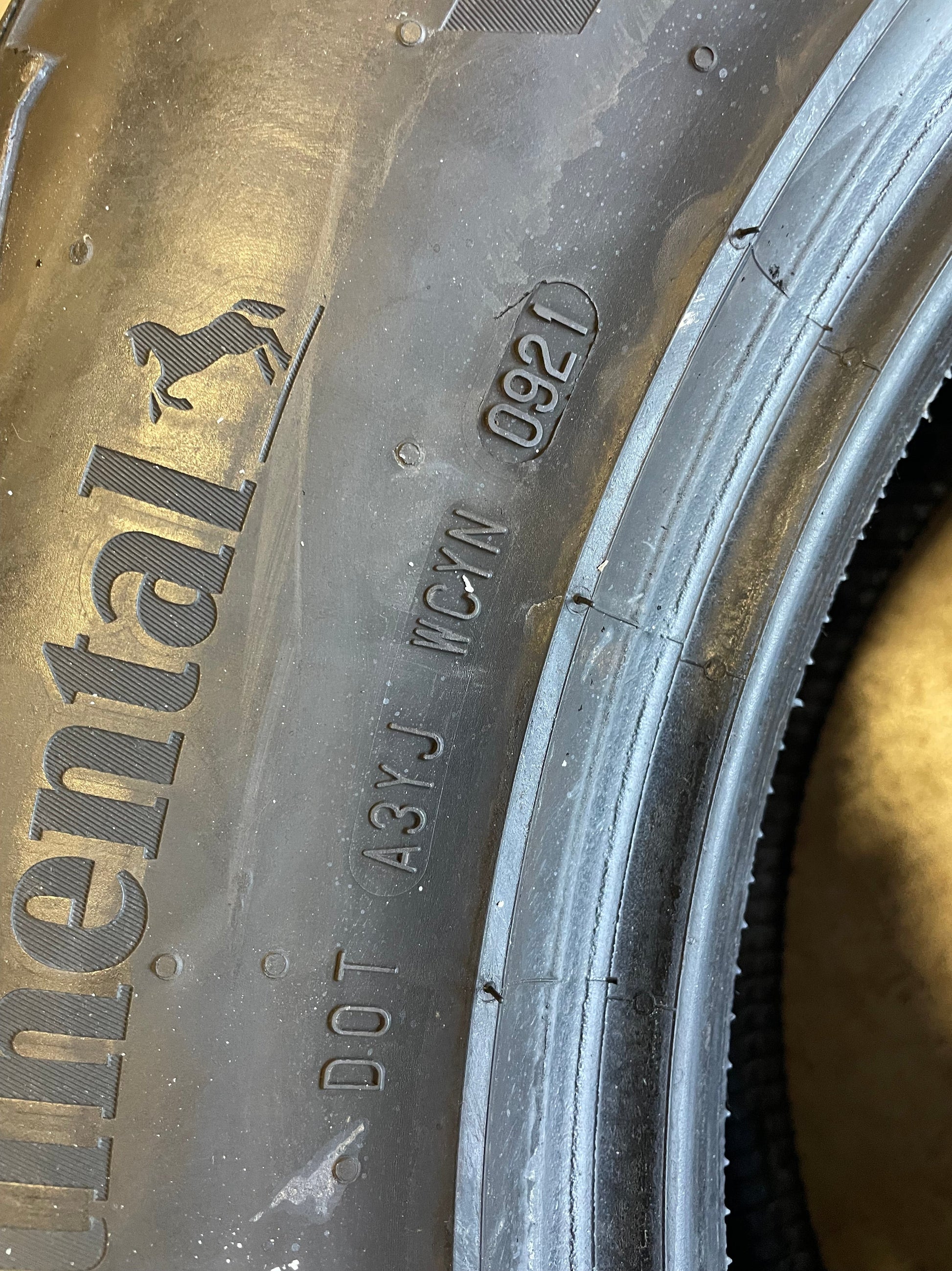 SINGLE 275/65R18 Continental Terrain Contact 116 T SL - Premium Used Tires