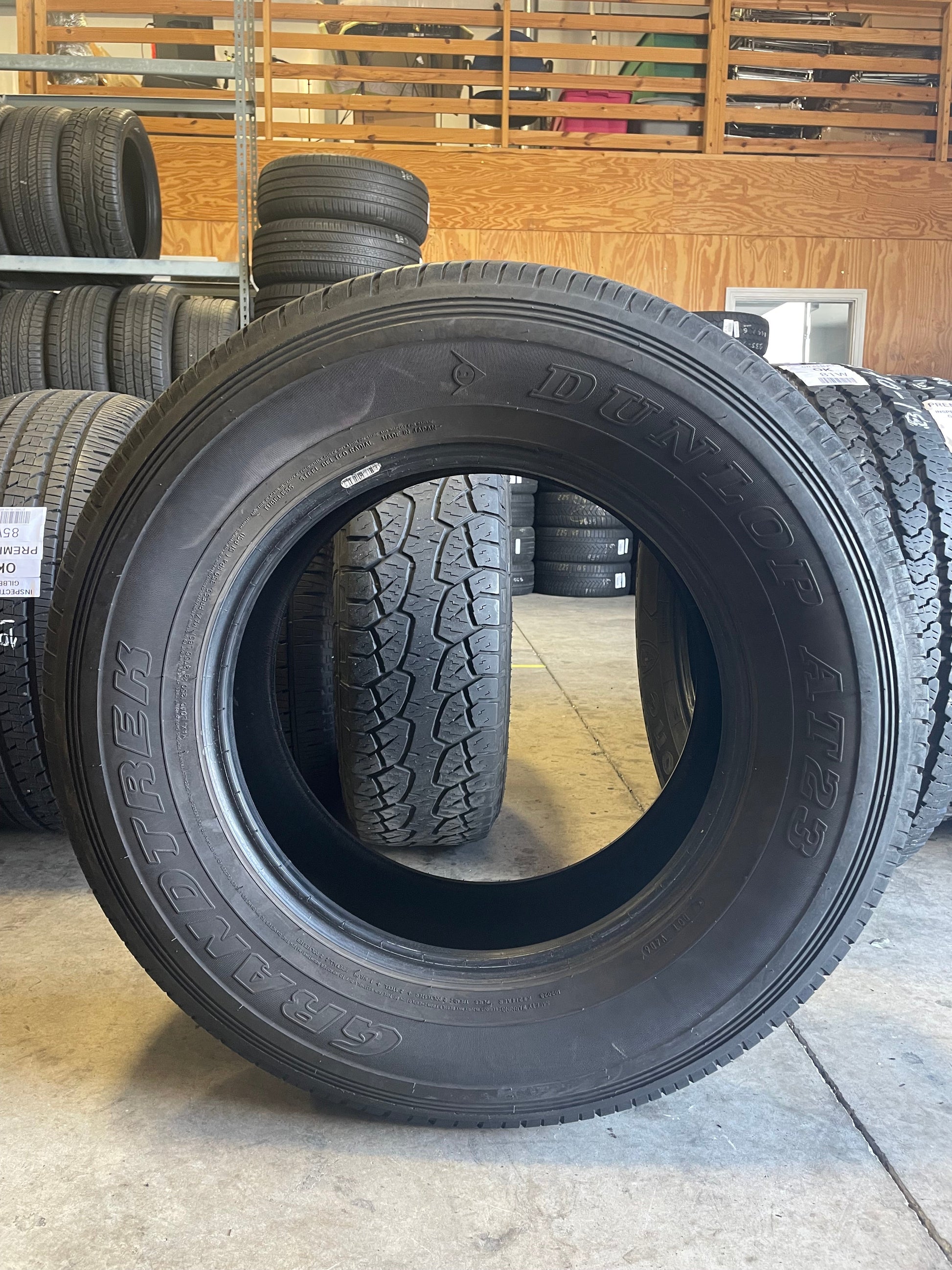 SINGLE 265/70R18 Dunlop Grandtrek AT23 116 H SL - Used Tires