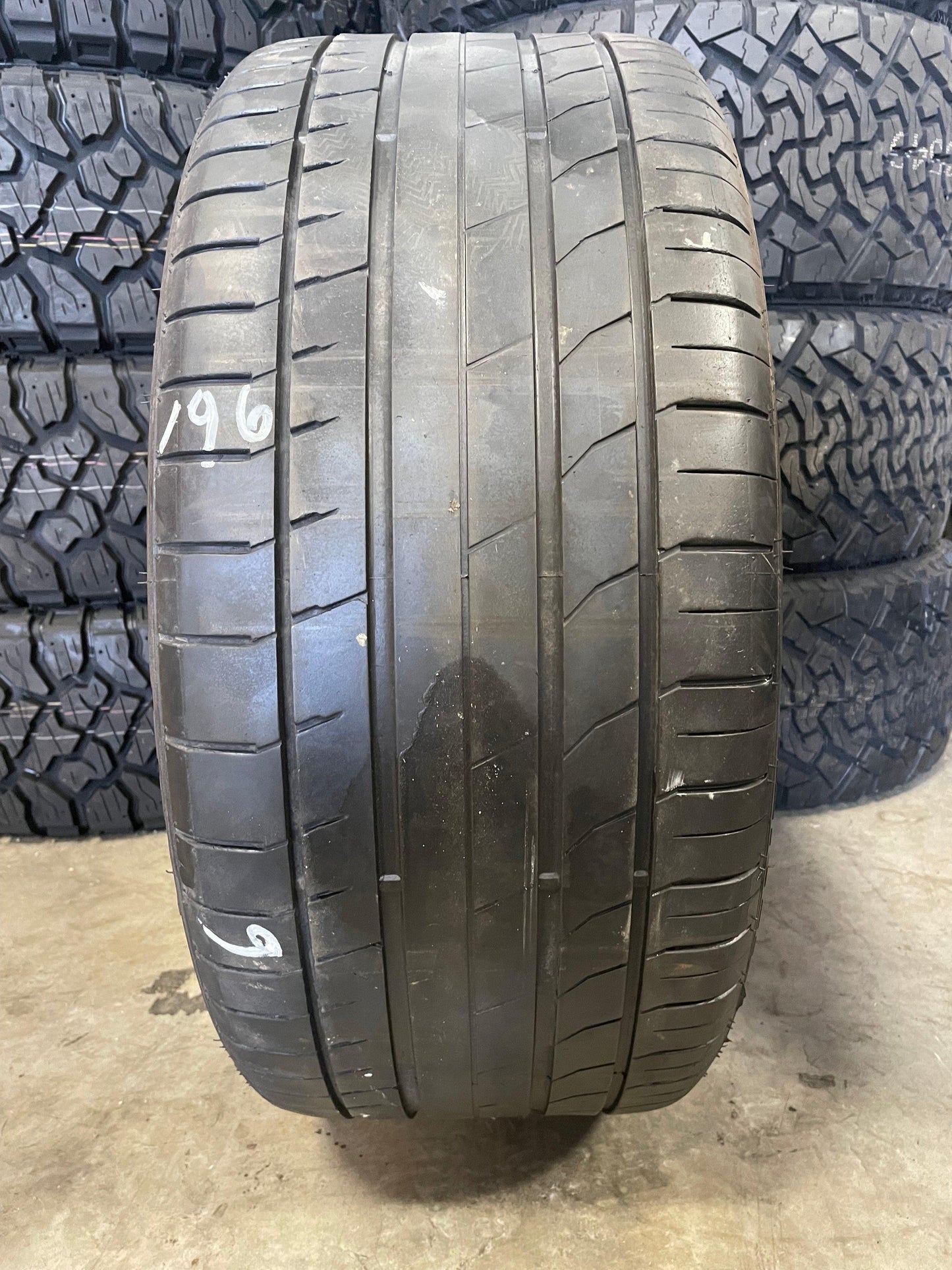 Single 305/35R24 Accelera IOTA-st68 112W XL - Used Tires