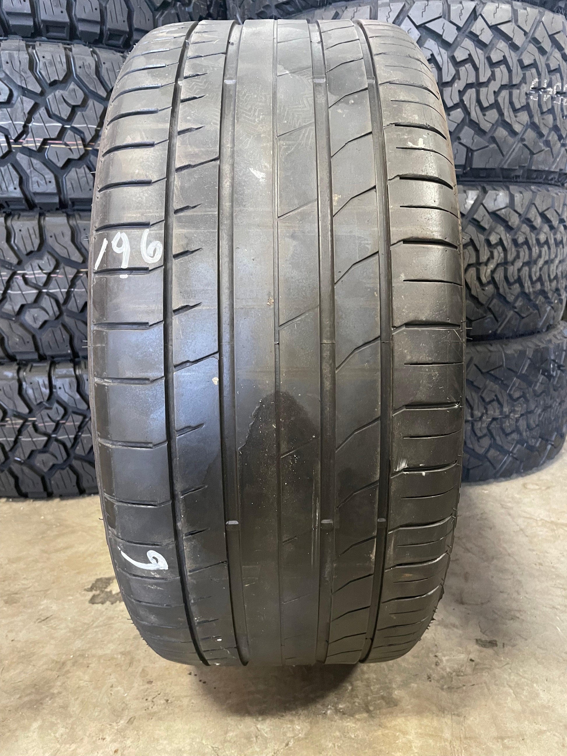 Single 305/35R24 Accelera IOTA-st68 112W XL - Used Tires