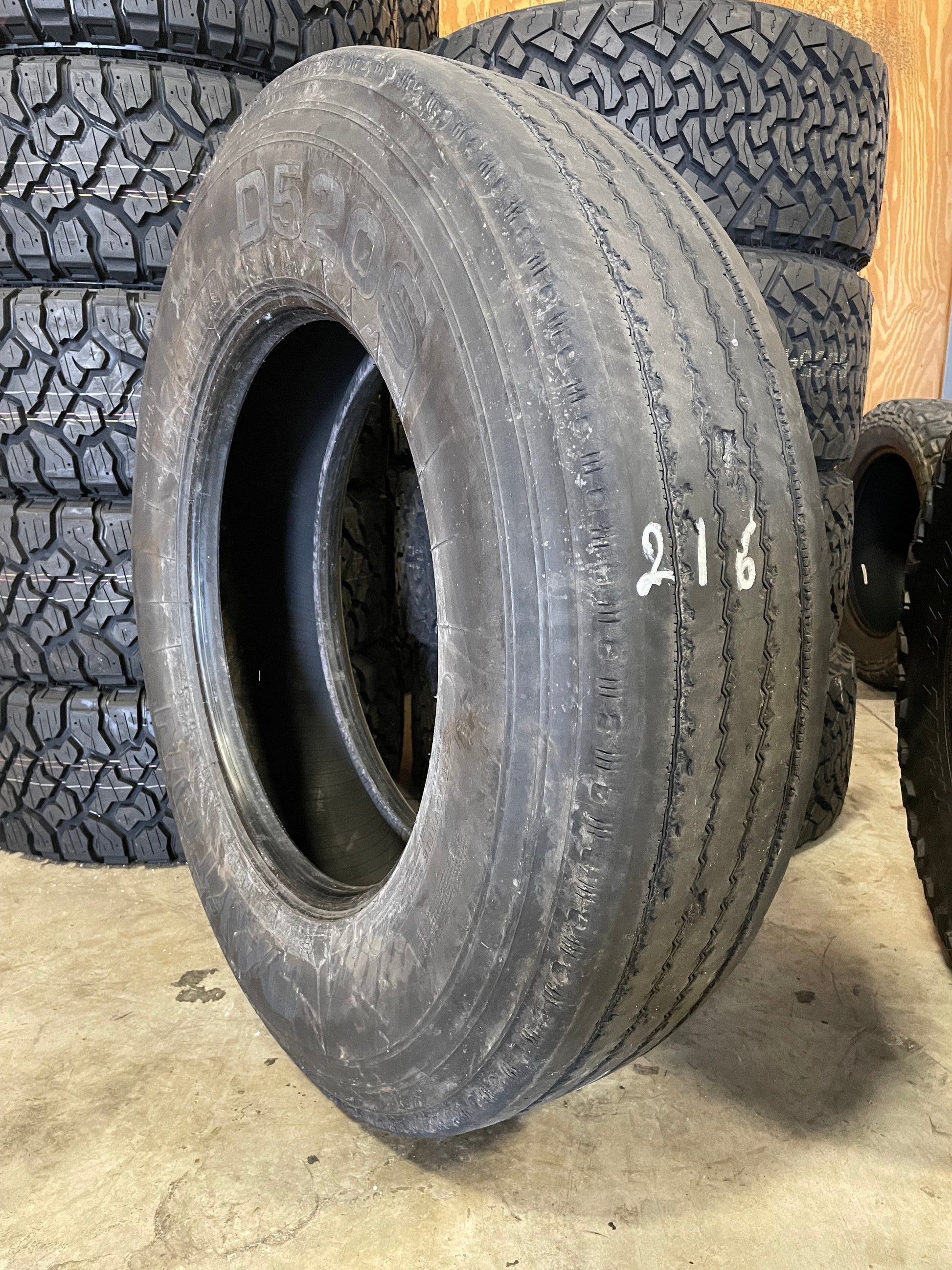 SET OF 6 11R24.5 DAYTON D520S/Regroovable - Case Perfect Condition 146/143L G - Used Tires