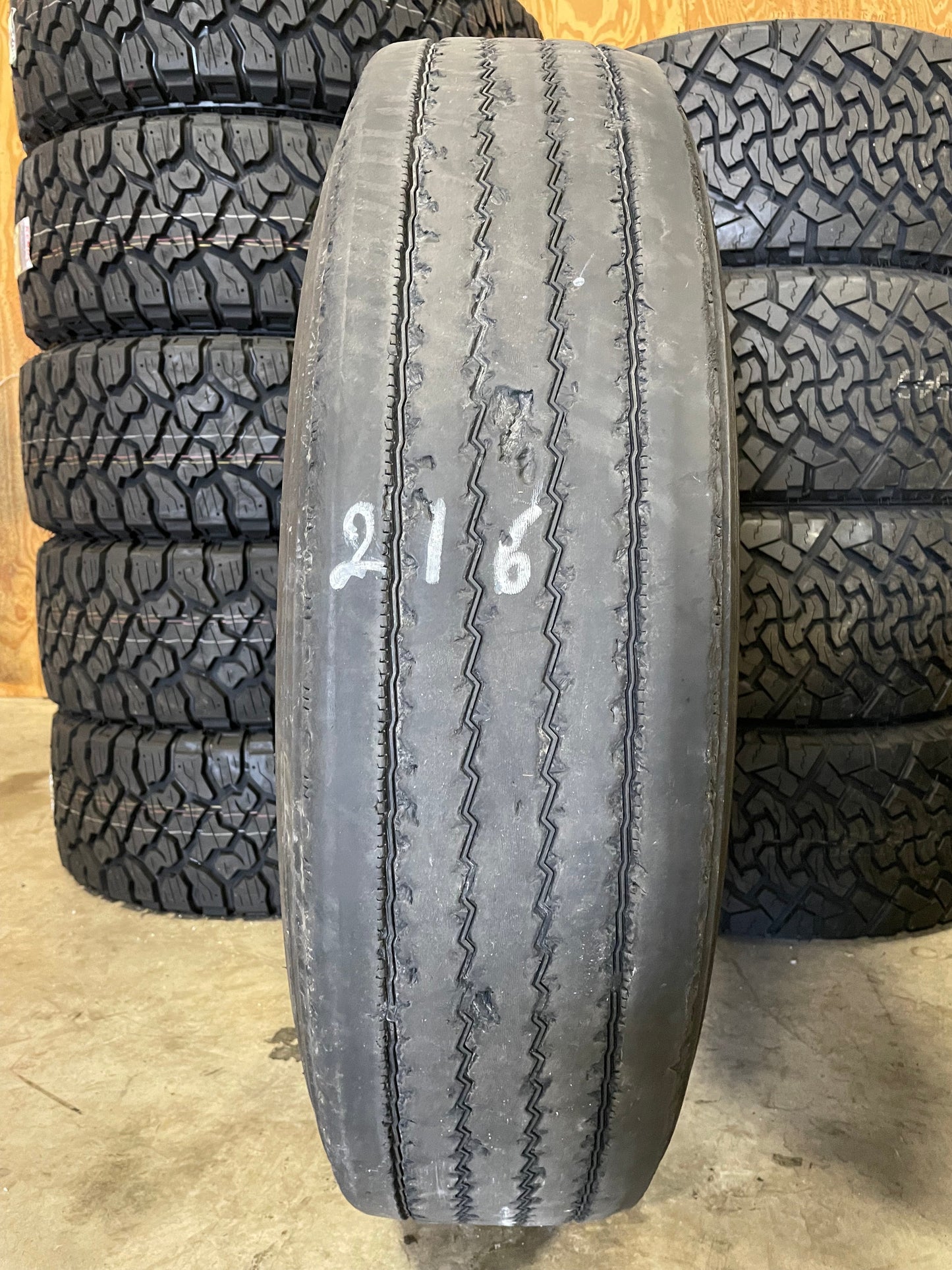 SET OF 6 11R24.5 DAYTON D520S/Regroovable - Case Perfect Condition 146/143L G - Used Tires