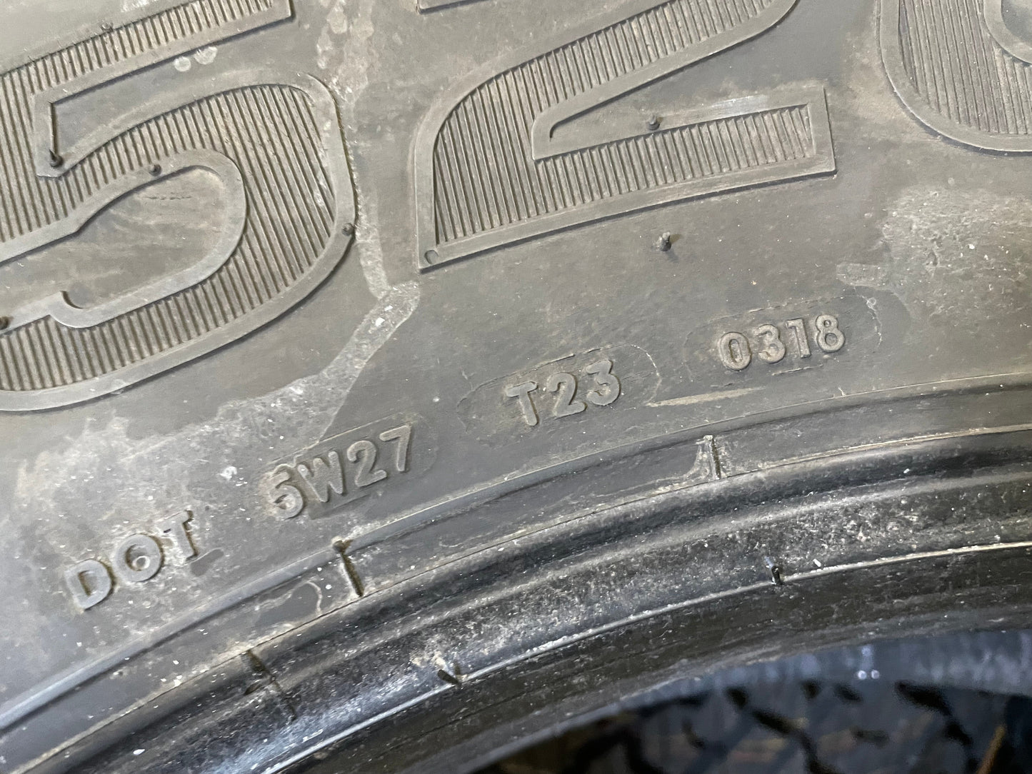 SET OF 6 11R24.5 DAYTON D520S/Regroovable - Case Perfect Condition 146/143L G - Used Tires