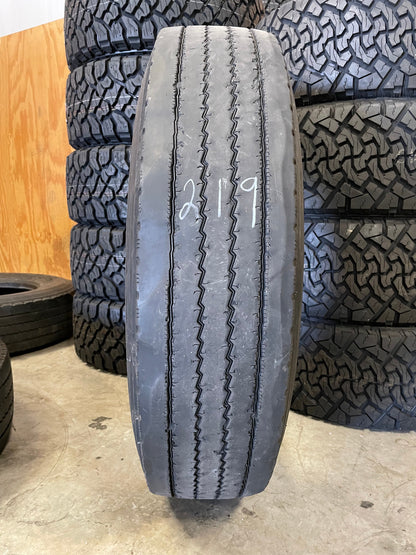 SET OF 6 11R24.5 DAYTON D520S/Regroovable - Case Perfect Condition 146/143L G - Used Tires