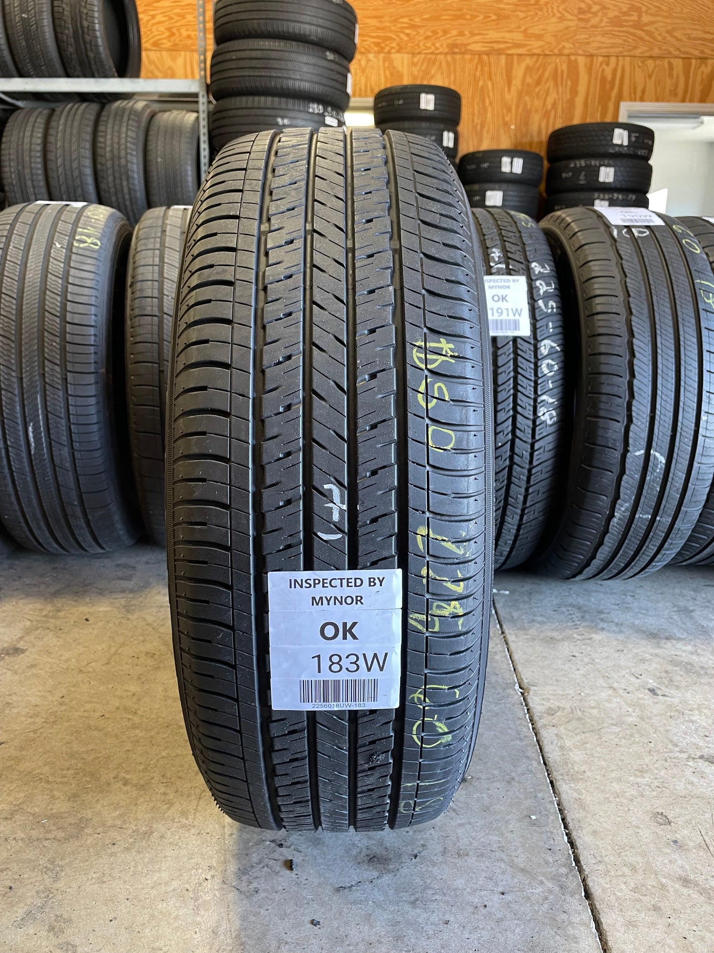 SET OF 4 225/60R18 Yokohama Geolandar G91 100 H SL - Used Tires