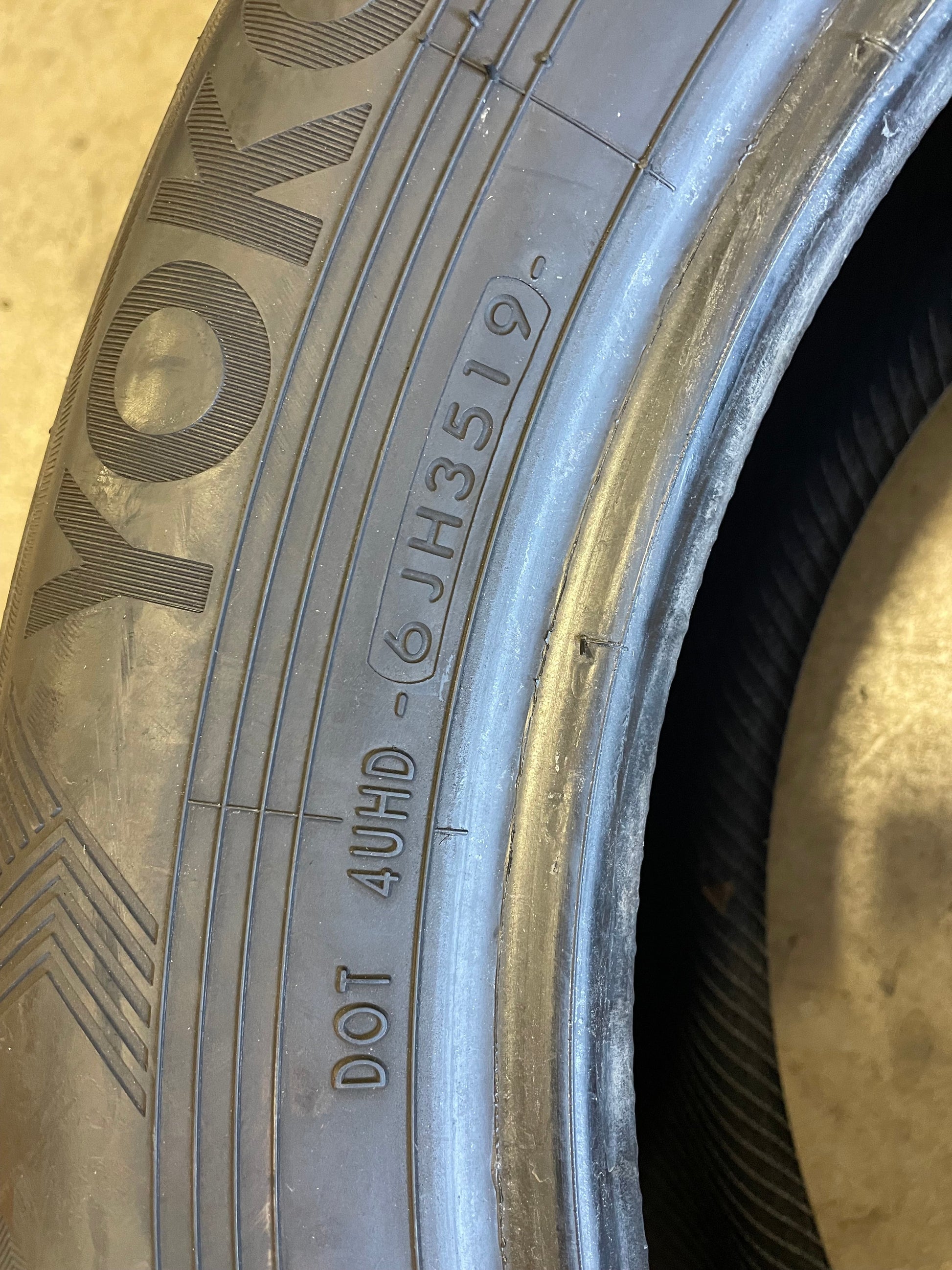 SET OF 3 225/60R18 Yokohama Avid GT 100 H SL - Used Tires