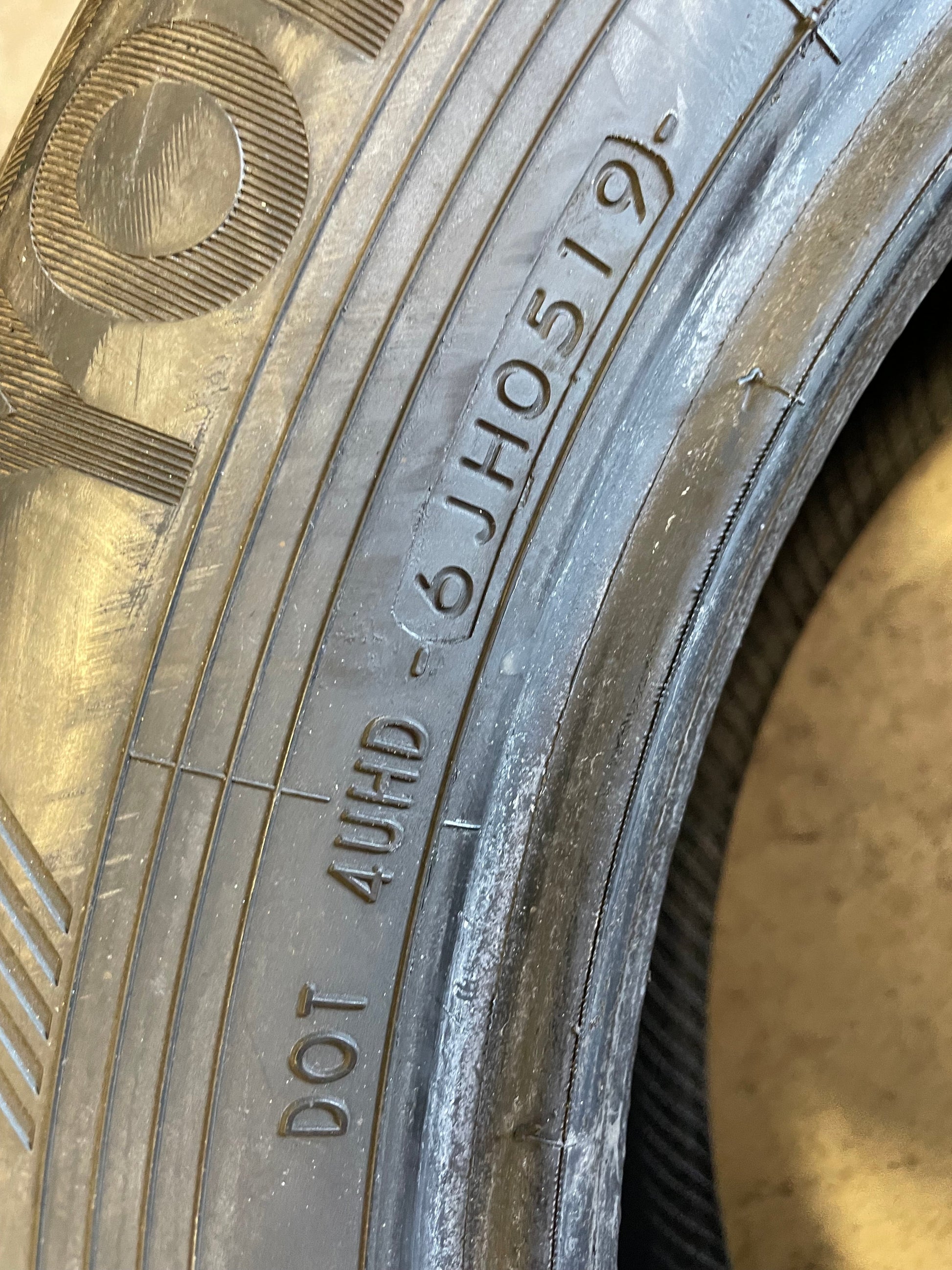 SET OF 3 225/60R18 Yokohama Avid GT 100 H SL - Used Tires