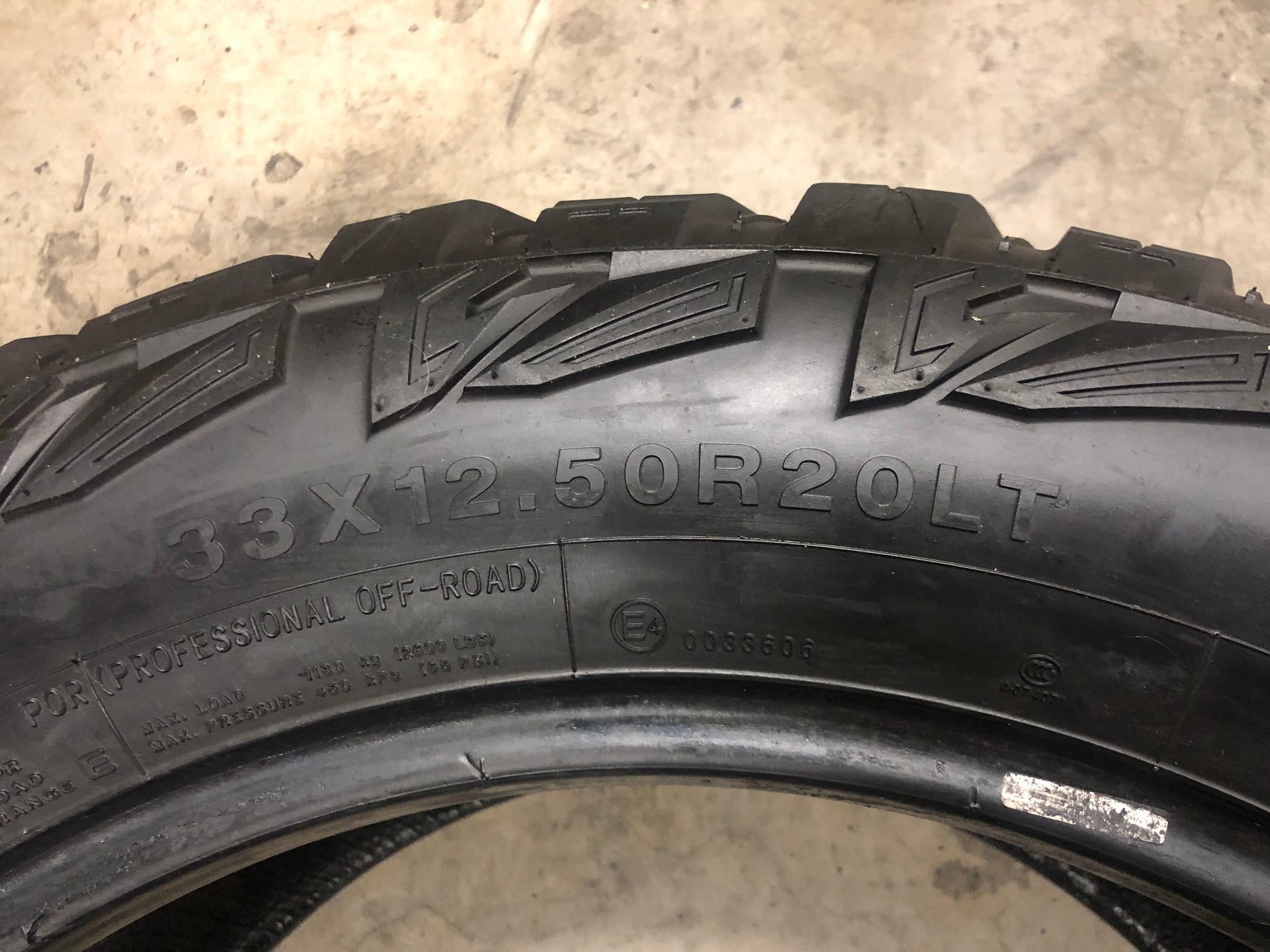 SET OF 2 33x12.50R20 Duraturn Travia M/T - Used Tires