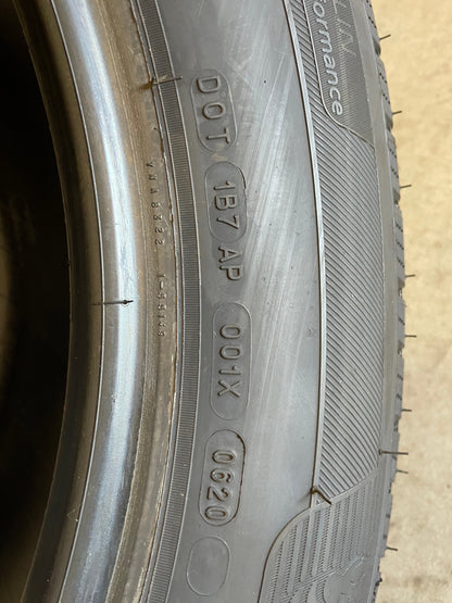 SET OF 2 265/60R20 Michelin Defender LTX M/S 121/118R XL - Used Tires