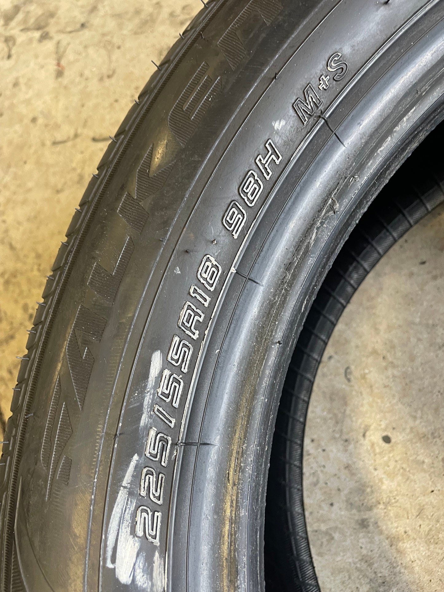 SET OF 2 225/55R18 Falken Ziex ZE001 A/S 98 H SL - Used Tires