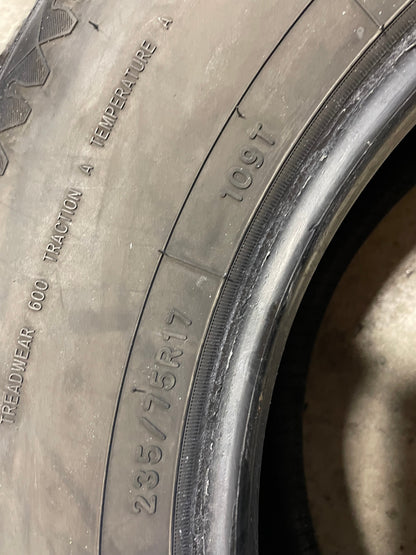 SINGLE 235/75R17 Sailun Terramax HLT 109 T SL - Used Tires