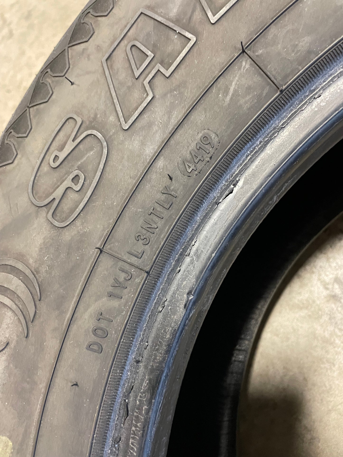 SINGLE 235/75R17 Sailun Terramax HLT 109 T SL - Used Tires