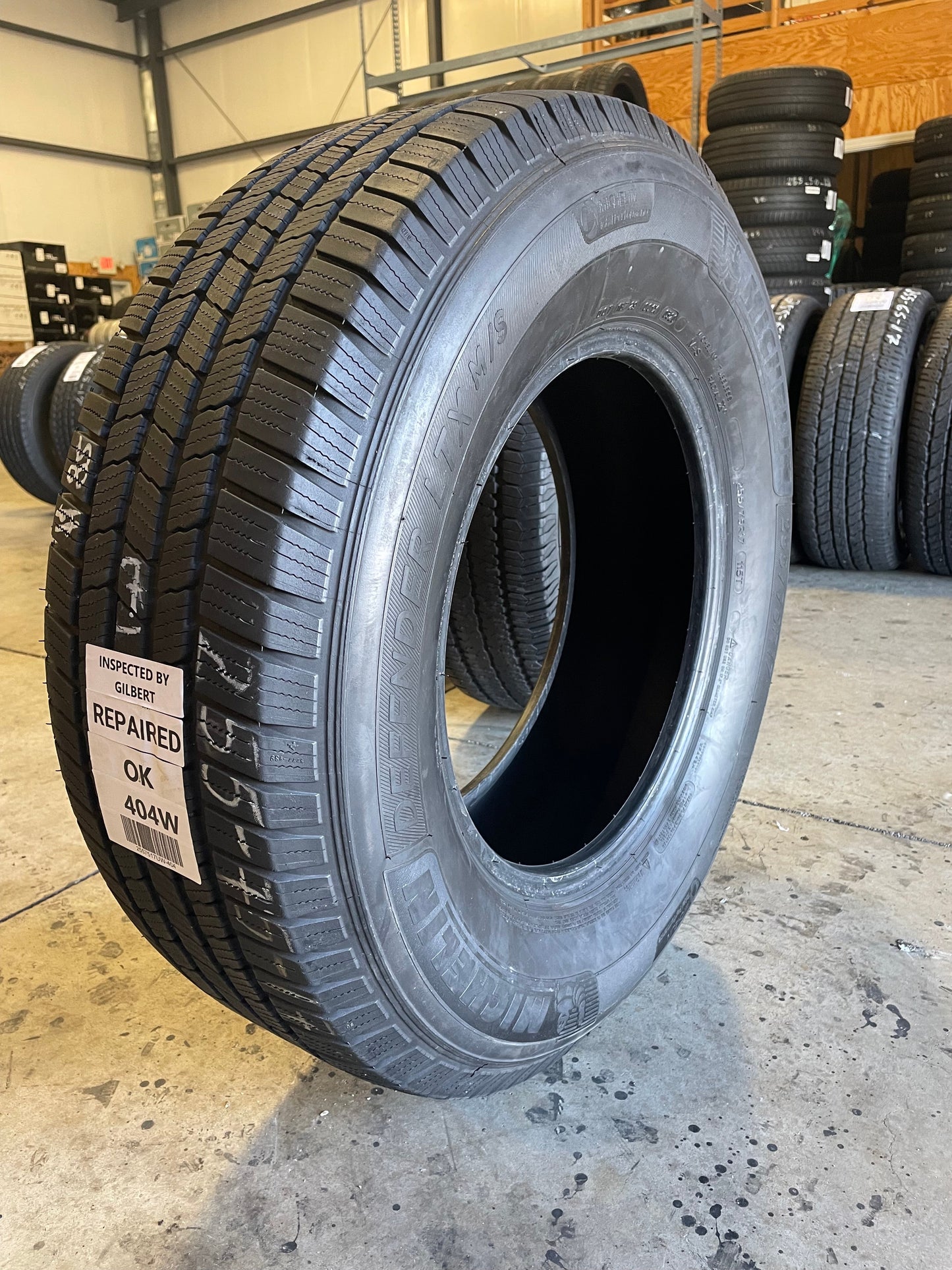 SINGLE 255/75R17 Michelin Defender LTX M/S 115 T SL - Used Tires