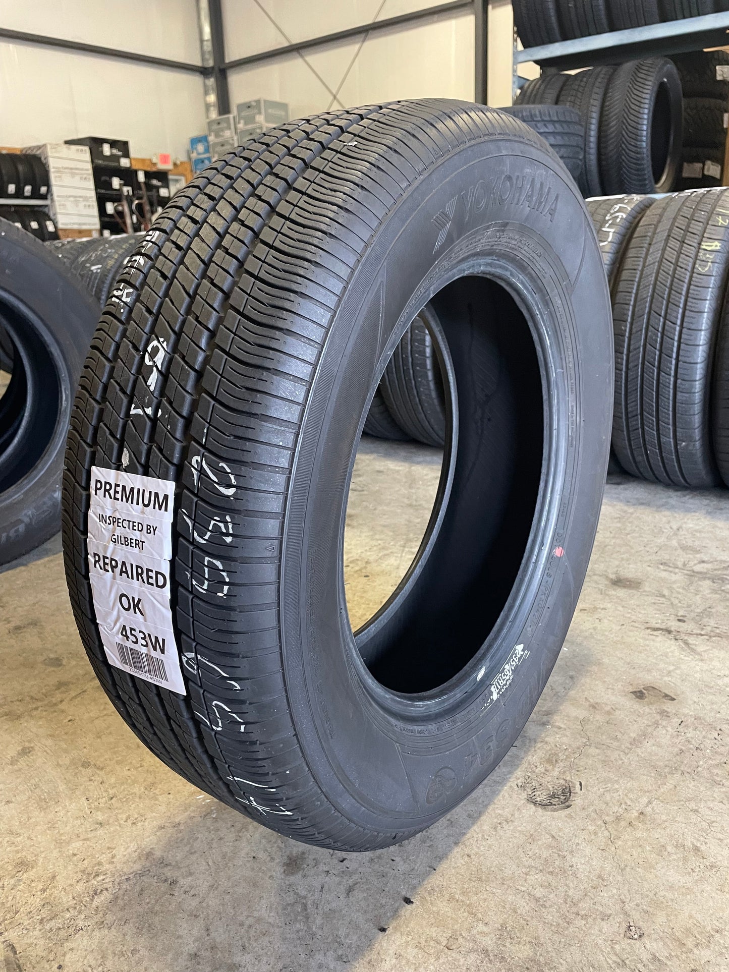 SINGLE 235/65R17 Yokohama Avid S34 104 T SL - Premium Used Tires