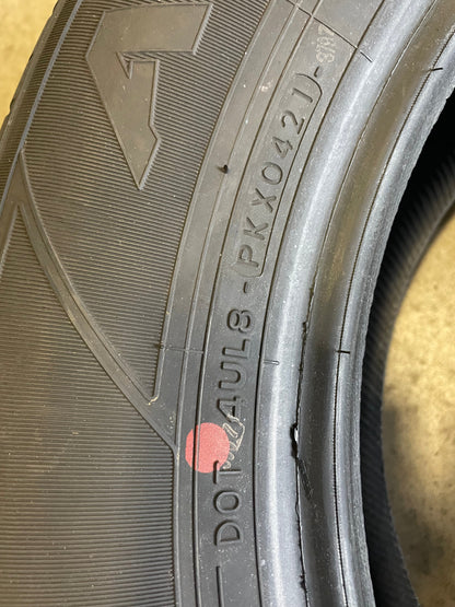 SINGLE 235/65R17 Yokohama Avid S34 104 T SL - Premium Used Tires