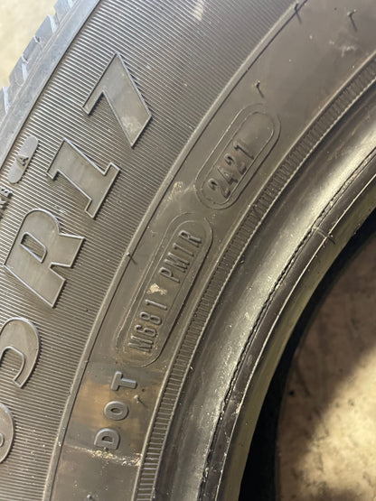 SINGLE 235/65R17 Goodyear Reliant All Season 104 V SL - Premium Used Tires