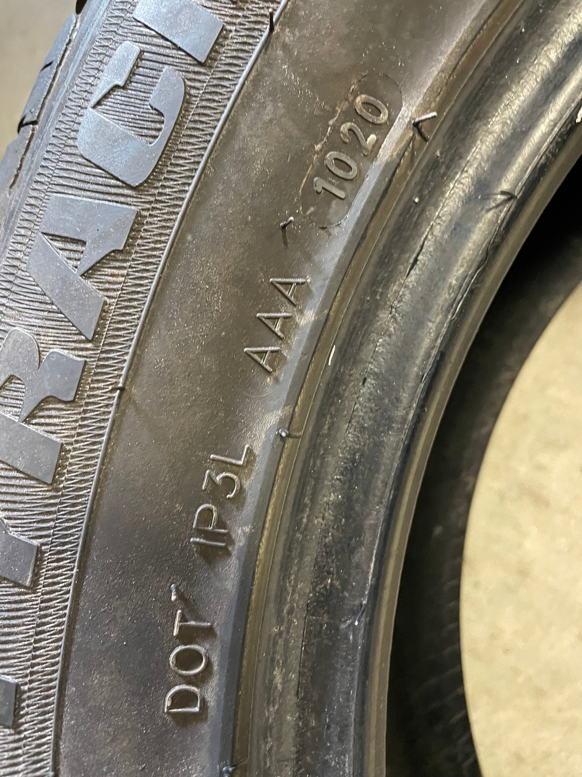 SINGLE 235/55R17 Powertrac Cityracing 103 W XL - Used Tires