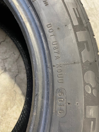 SINGLE 235/55R17 Uniroyal Tiger Paw GTZ 99 W SL - Used Tires