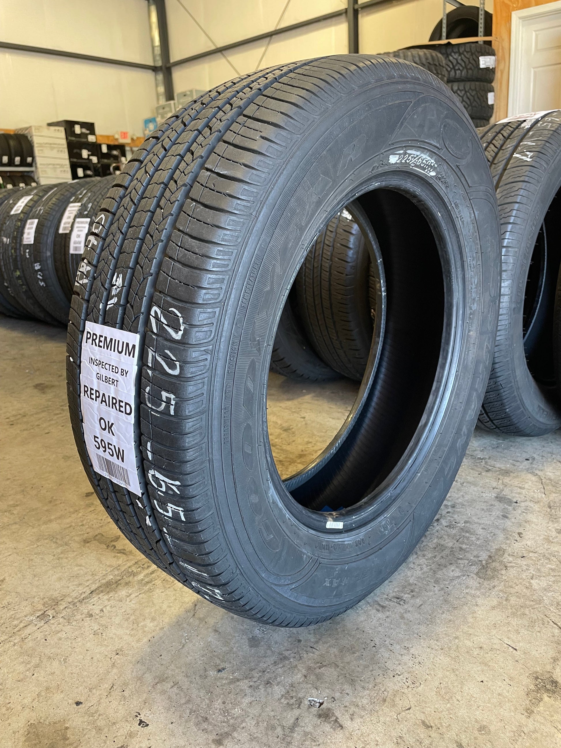 SINGLE 225/65R17 Goodyear Assurance Fuel Max 102 H SL - Premium Used Tires