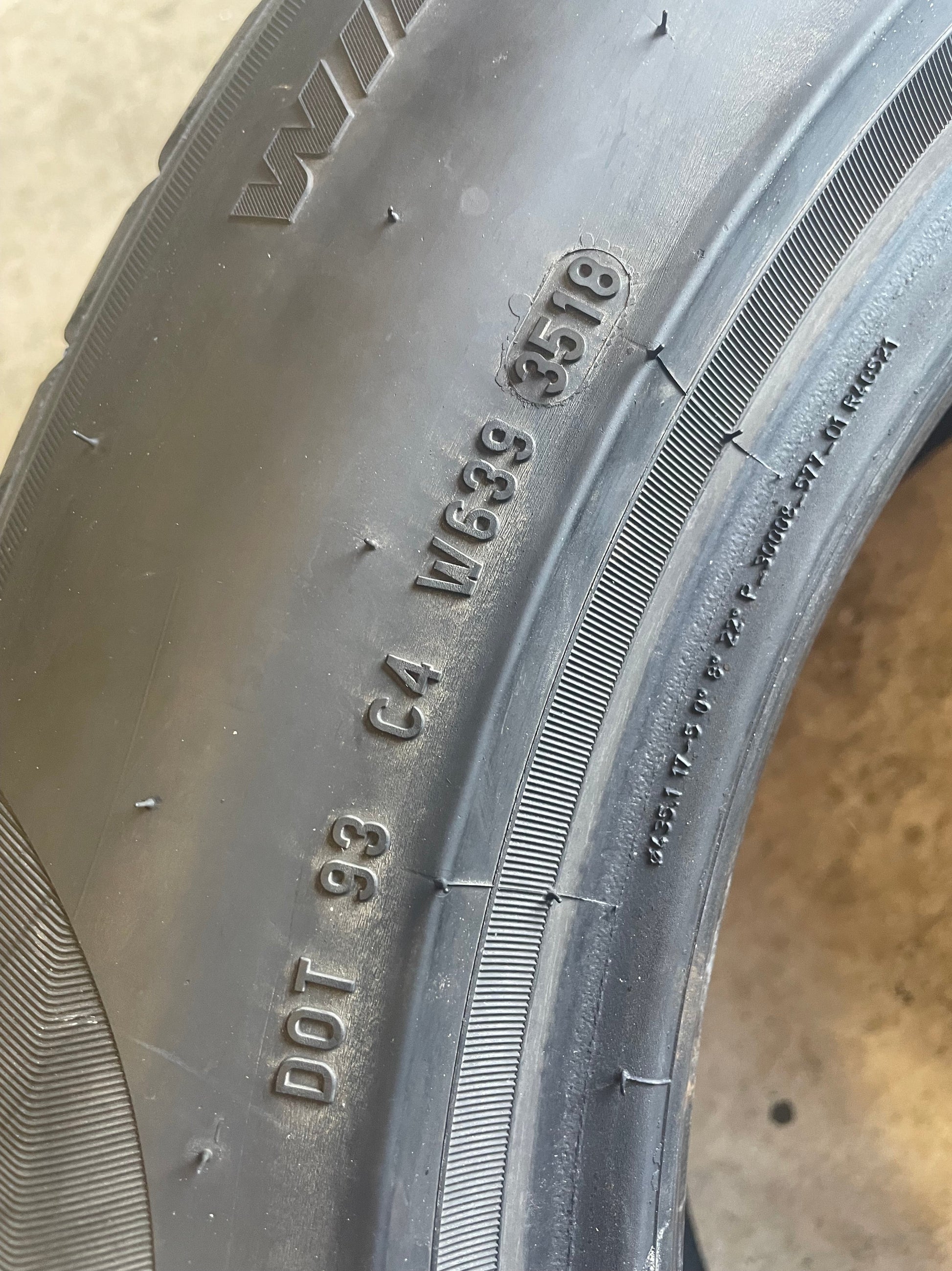 SET OF 4 225/60R17 Pirelli Sottozero 3 99H - Used Tires