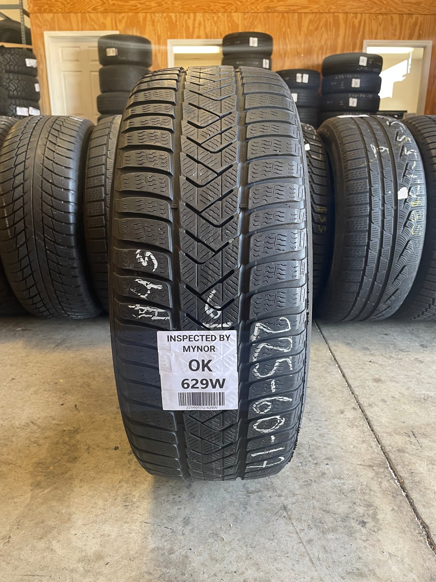 SET OF 4 225/60R17 Pirelli Sottozero 3 99H - Used Tires