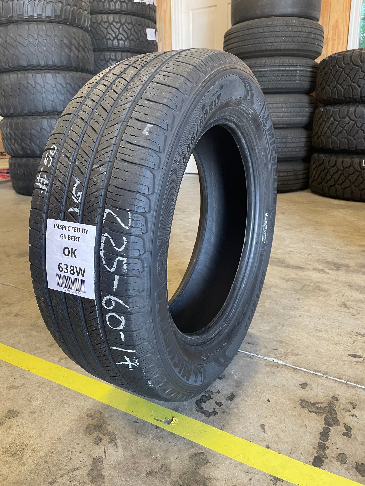 SET OF 2 225/60R17 Michelin Defender 99 T SL - Used Tires