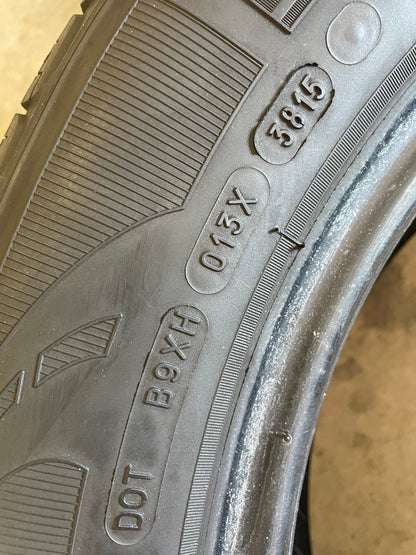 SET OF 2 225/60R17 Michelin Defender 99 T SL - Used Tires