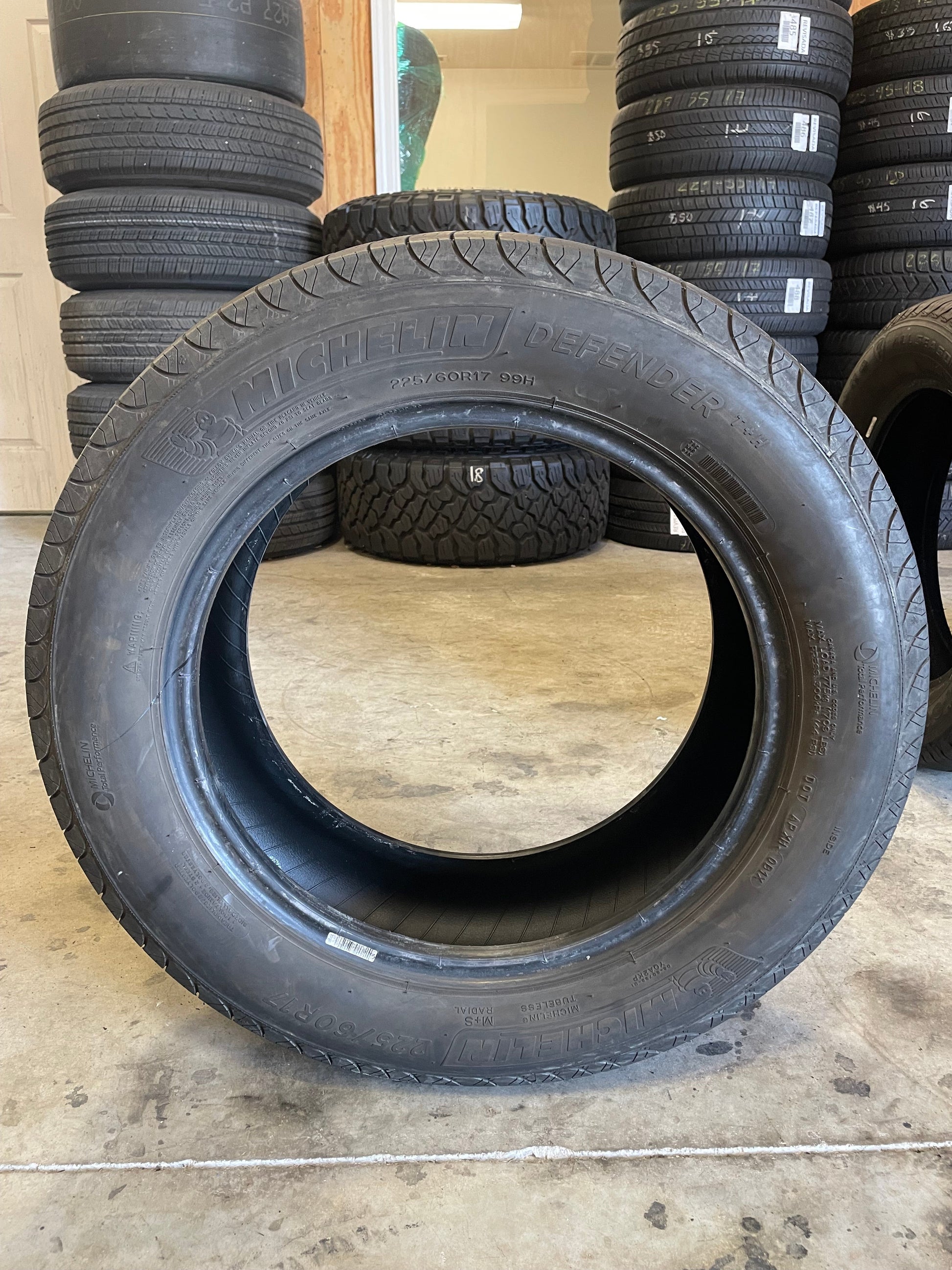 SET OF 2 225/60R17 Michelin Defender T+H 99 H SL - Used Tires