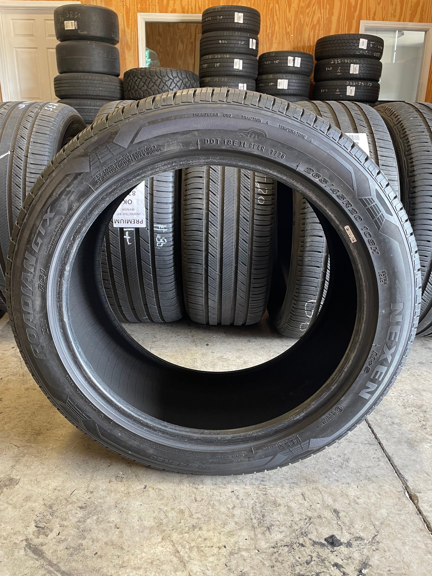SINGLE 265/45R20 Nexen Roadian GTX 108 H XL - Premium Used Tires