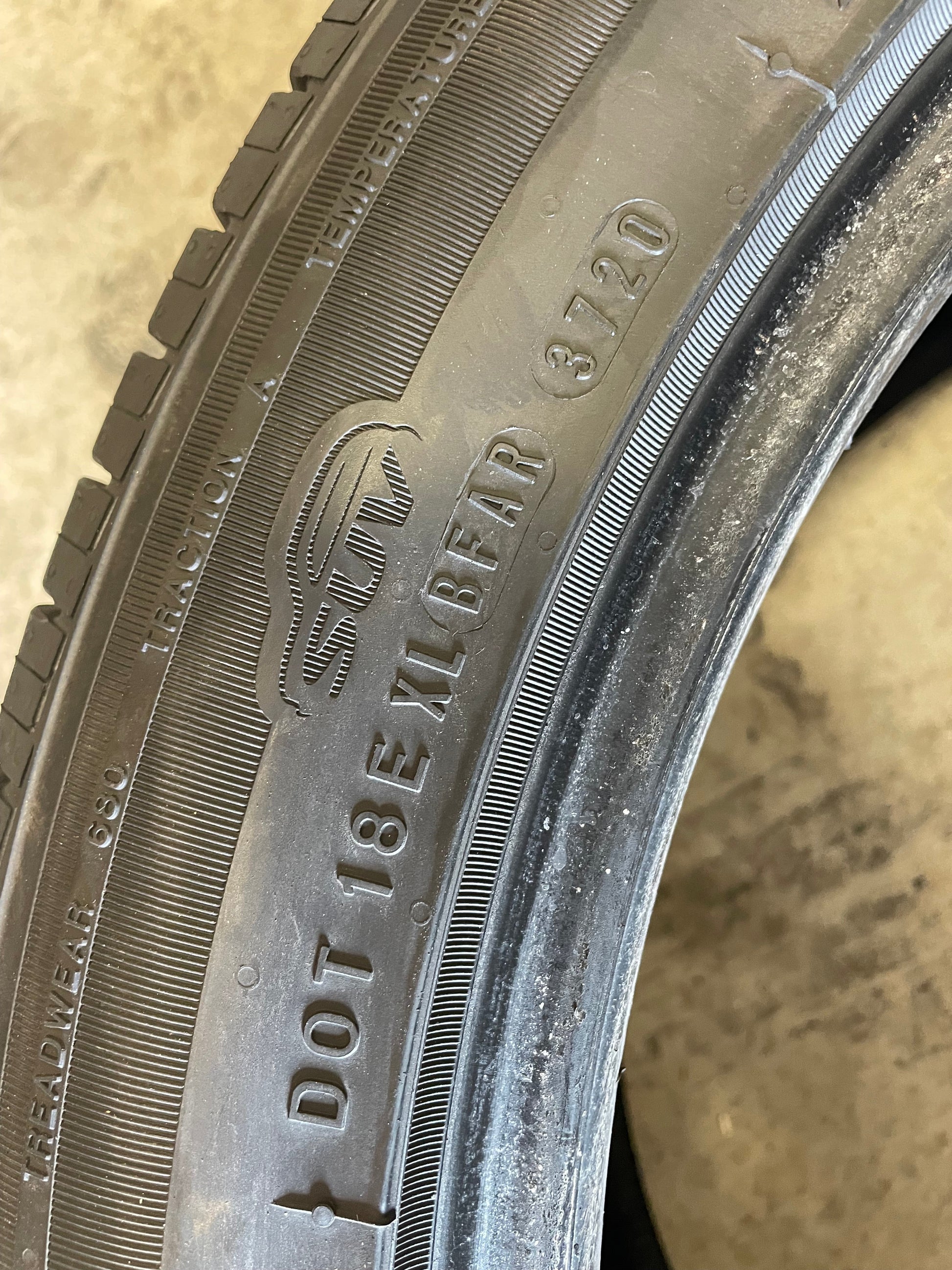 SINGLE 265/45R20 Nexen Roadian GTX 108 H XL - Premium Used Tires