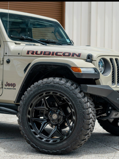 SET OF 4 WHEEL & TIRE PACKAGE | 4Play 4P55 20x10 -18 5x127/5x139.7 Gloss Black | 35x12.50R20 SureTrac Wide Climber R/T I