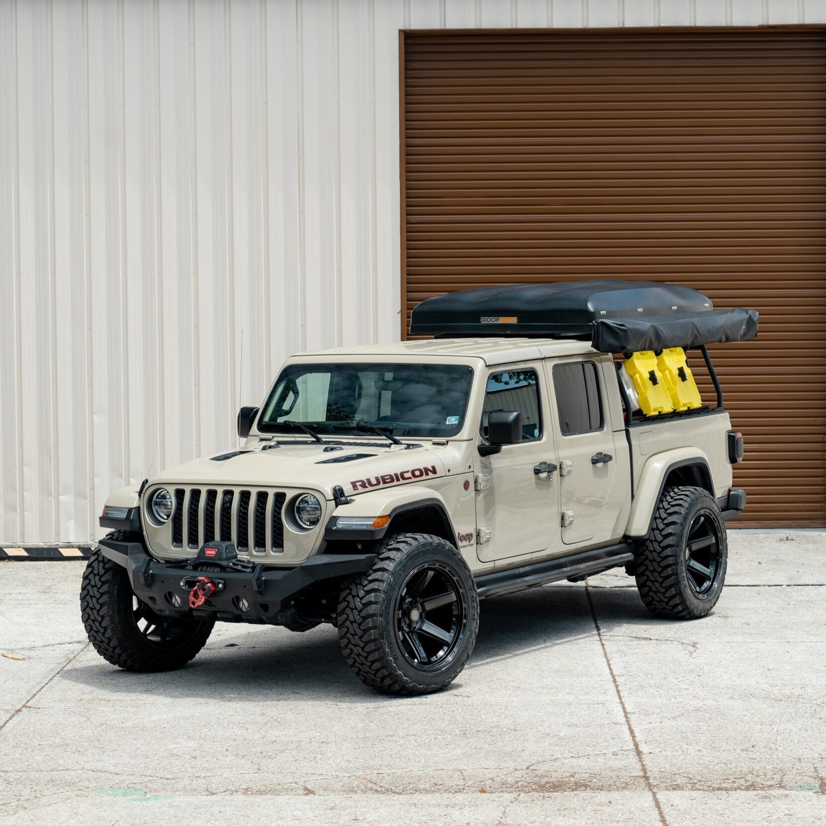 SET OF 4 WHEEL & TIRE PACKAGE | 4Play 4P63 20x10 -18 5x127/5x139.7 Gloss Black | 33x12.50R20 SureTrac Wide Climber R/T I