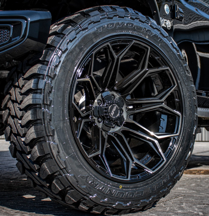 4Play 4P06 22x10 -18 5x127/5x139.7 Gloss Black with Brushed Spoke Faces