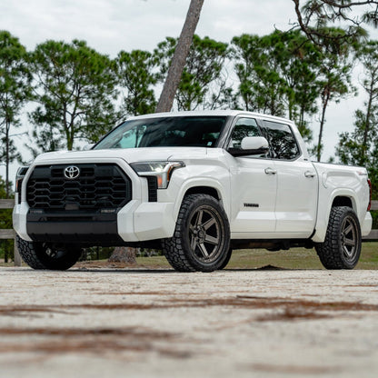 SET OF 4 WHEEL & TIRE PACKAGE | 4Play 4P63 22x10 -18 6x135/6x139.7 Gloss Black | 35x12.50R22 SureTrac Wide Climber R/T I