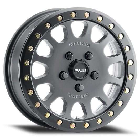 Method 401 UTV Beadlock 15x6 4x156 53mm Titanium - Matte Black Lip MR40156046851B