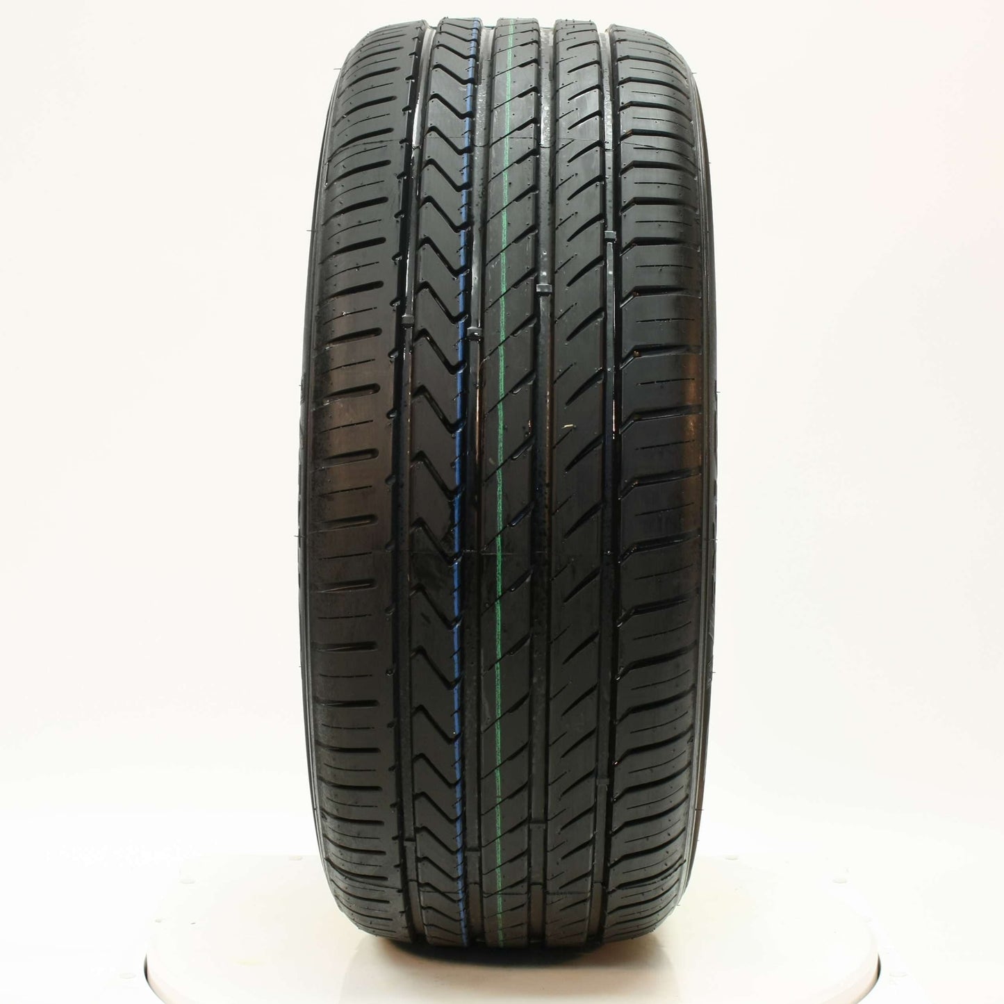 LEXANI LX-TWENTY 275/40ZR20 (28.7X10.9R 20) Tires