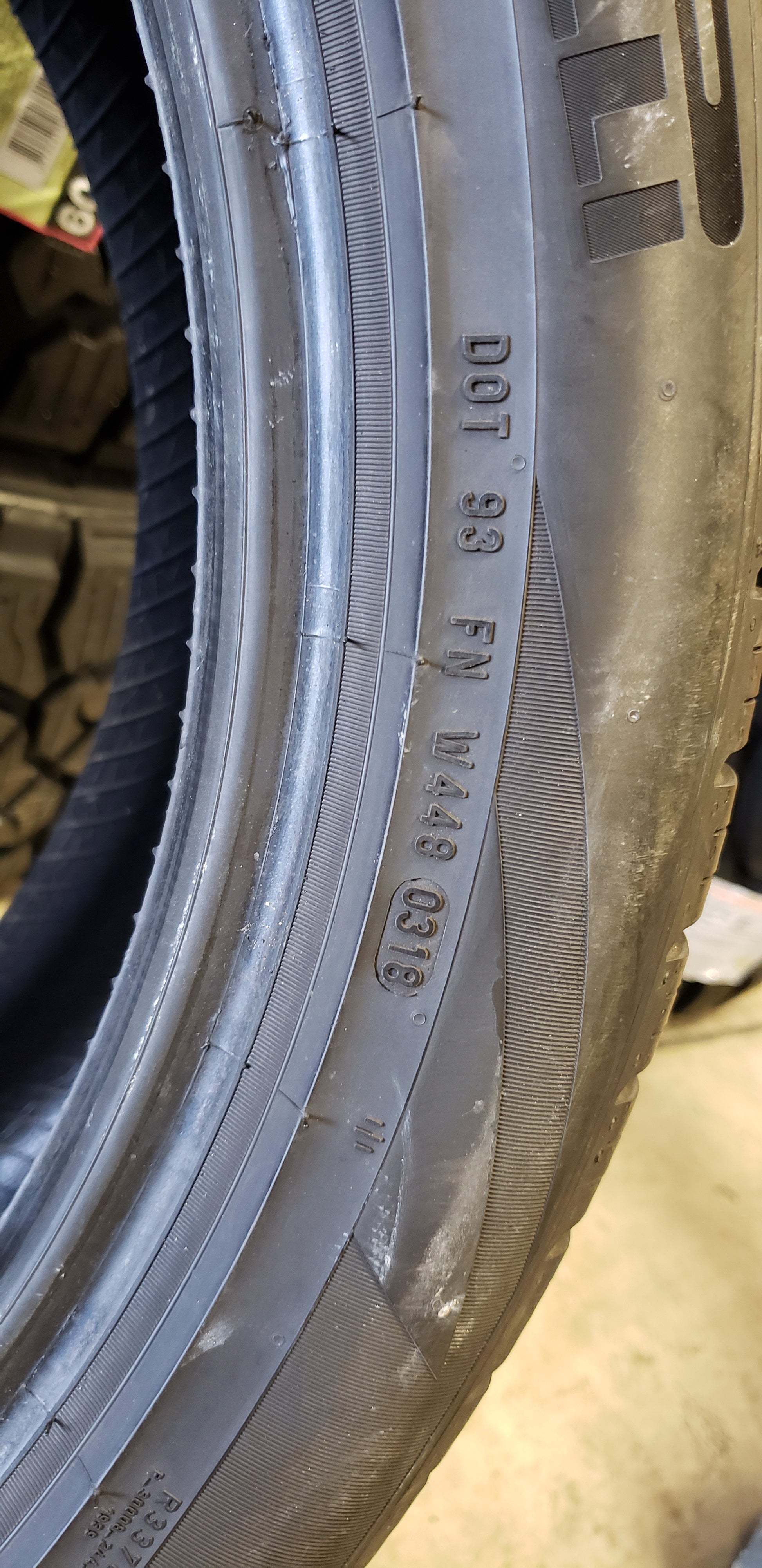 SINGLE 285/40R21 Pirelli Scorpion Zero 109 H XL - Used Tires